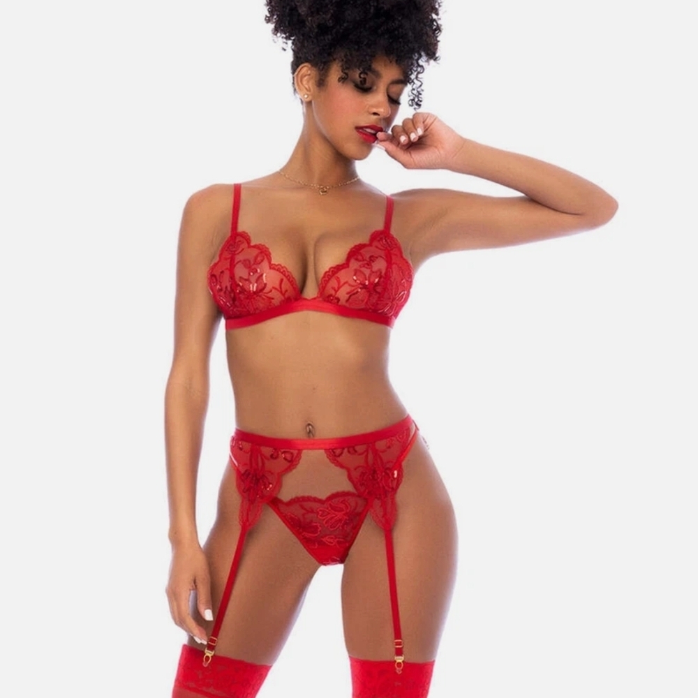 Elegant Red Lace Lingerie Set